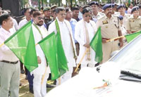 seat belts and helmets important in preventing road accidents